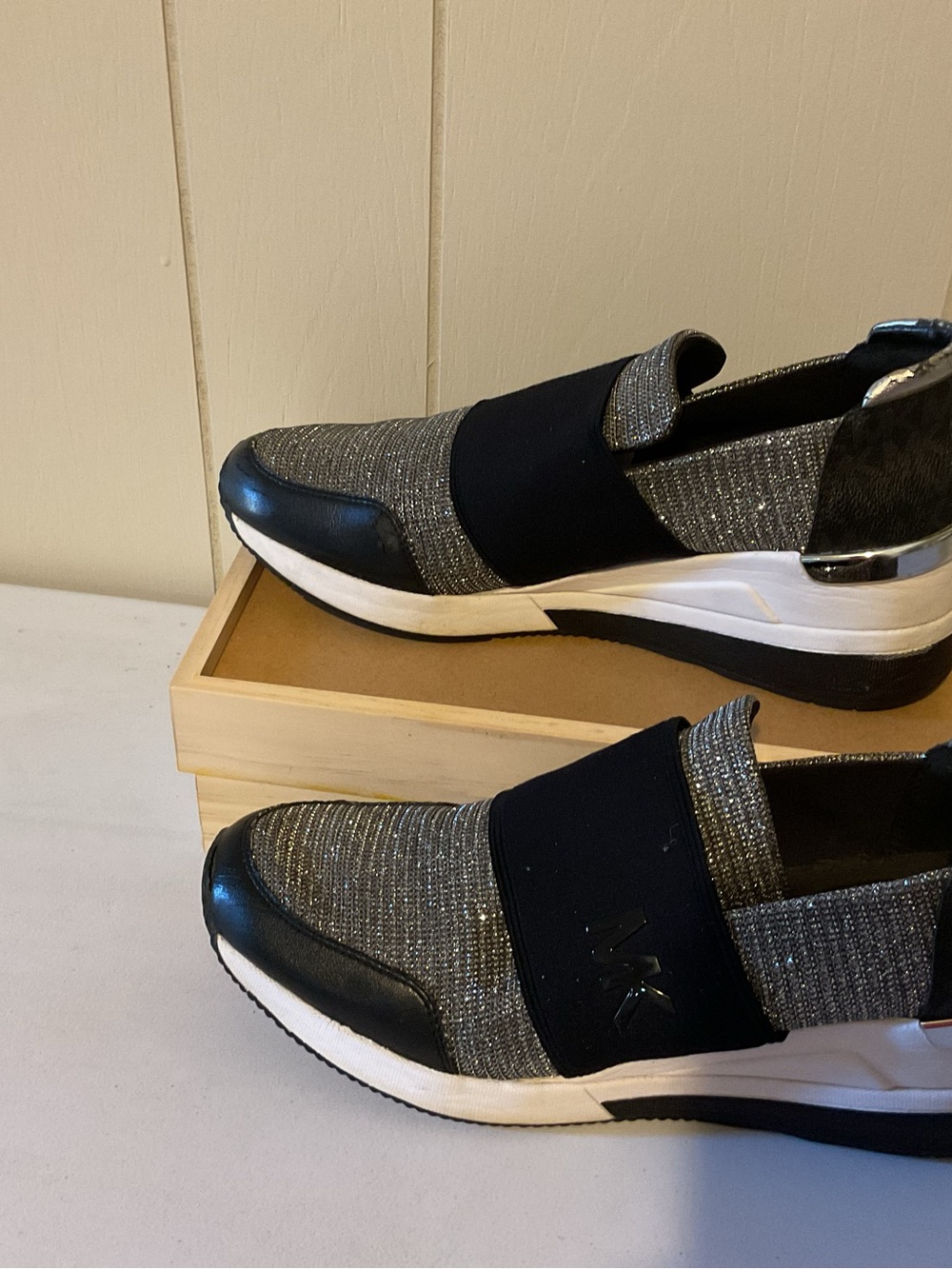 Michael Kors Embellished Black Slip-On Platform Sneakers Size 10 M - Picture 7 of 7